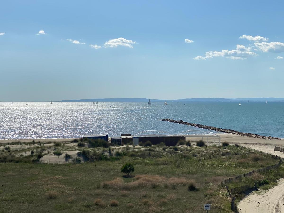 Studio Front De Mer Avec Vue Mer Panoramique ! Le Grau-du-Roi Buitenkant foto